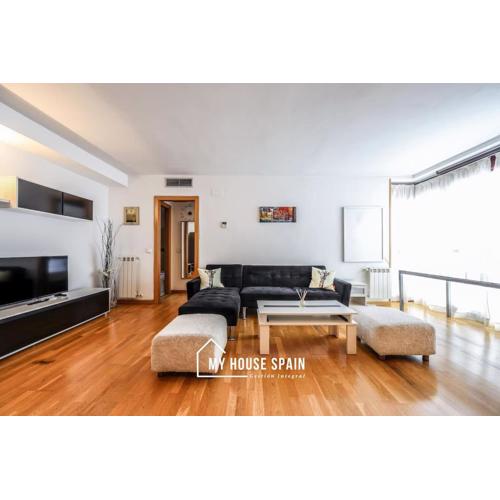 MyHouseSpain - Apartamento con Parking Caja Mágica