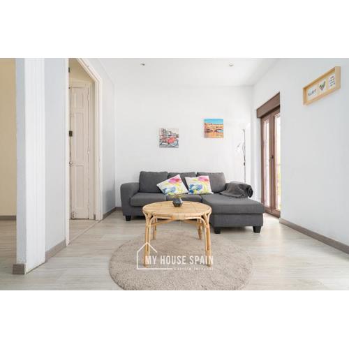 MyHouseSpain - Apartamento renovado en edificio clásico