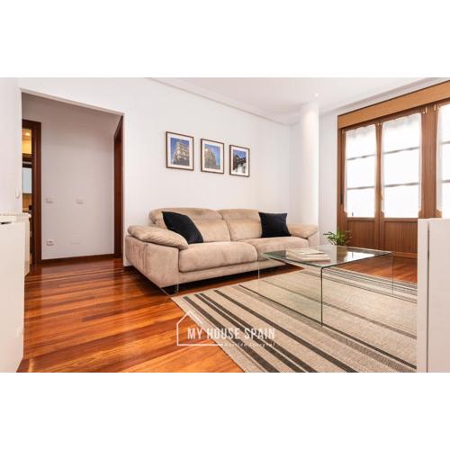 MyHouseSpain - Luminoso piso en el Centro de Gijón