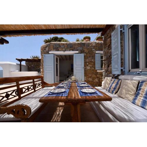 Mykonos Seaside Villa 3BR Aleomandra Gem