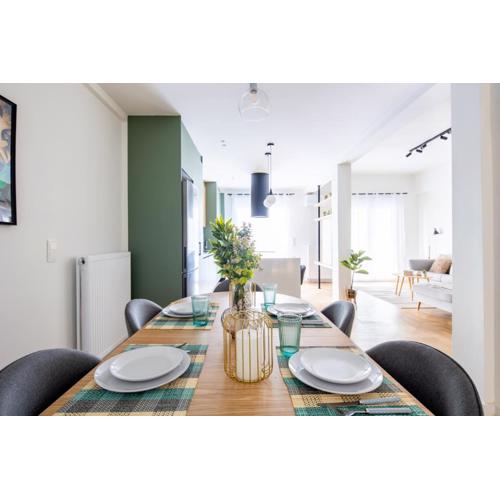 Mystique 2-Bedroom Apartment in Athens