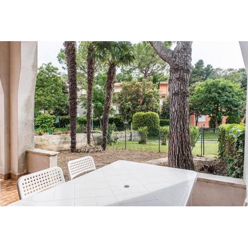 N037 - Numana, trilocale con giardino a due passi dal mare