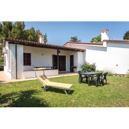 N084 - Numana, villa quadrilocale con meraviglioso giardino