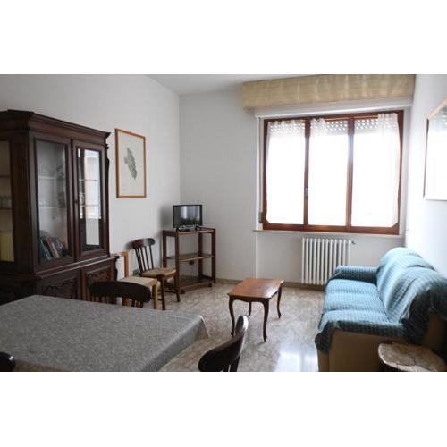 N139 - Numana, trilocale in centro a 200 mt dal mare