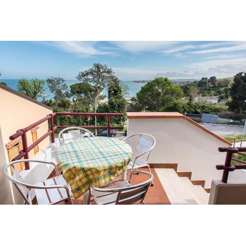 N164 - Numana, bilocale con meravigliosa vista mare