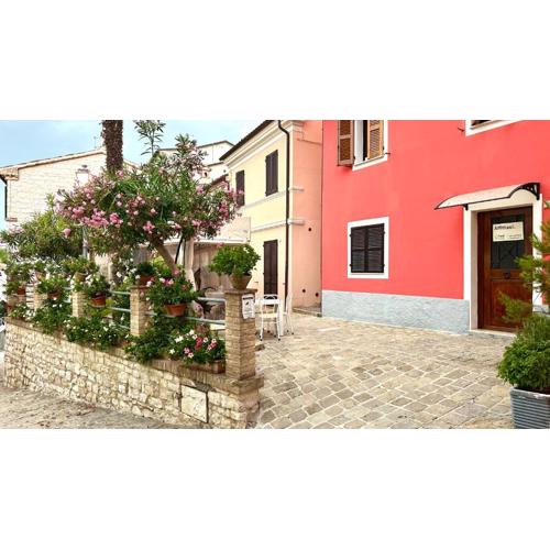 N214 - Numana delizioso bilocale in centro storico