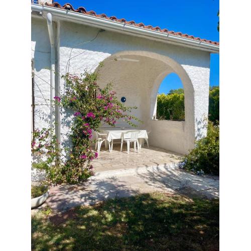 N270 - Numana, viletta quadrilocale con giardino