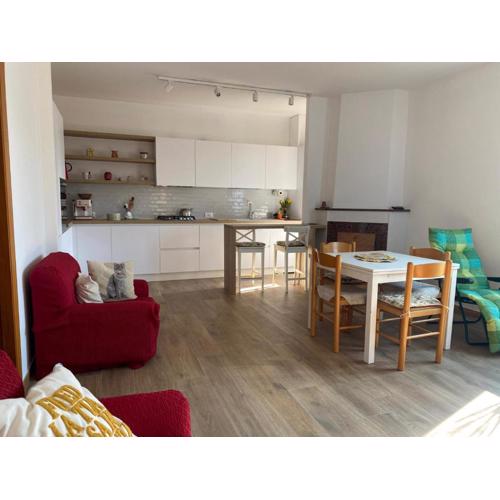 N296 - Numana, trilocale con giardino e posto auto