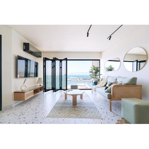 Nabeel Homes - Designer Seaview Condo - 208