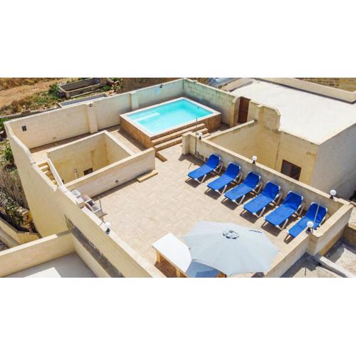 Naduri Holiday Home