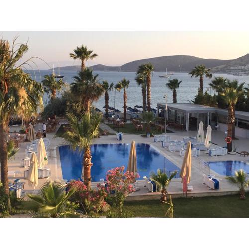 Nagi Beach Hotel