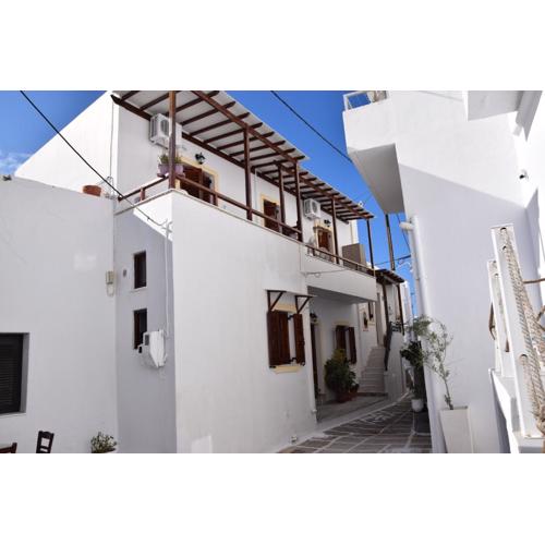 Naoussa Center Cycladic House