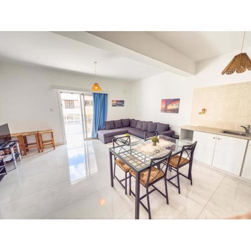 Napa Central Apartment