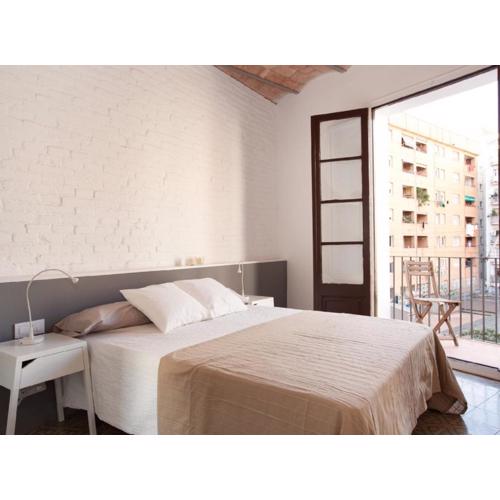 Napoles · Modernist flat close to Sagrada Familia