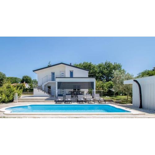 Naturia Holiday House