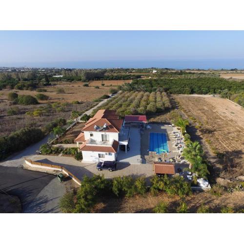 Nayia Paradise Villa! Best Villa in Cyprus
