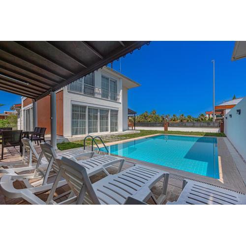 NEAR BY THE LAND OF LEGENDs , PRİVATE POOL , VİLLA AURORA