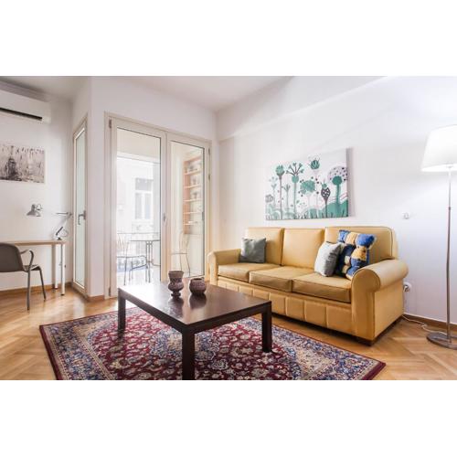 Neat Kolonaki Apartment, Athens City Centre - NV8