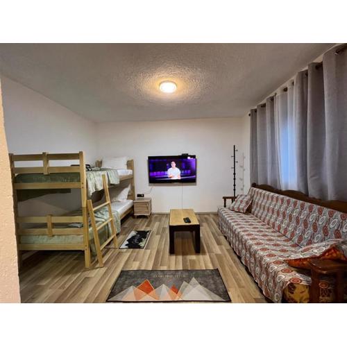 Necaj Apartment