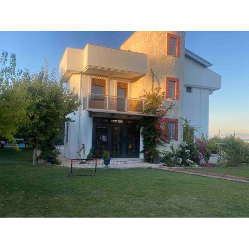 Nefes URLA Villa