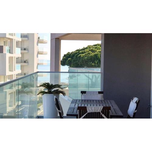 Nember Sea Houses 31 family apartment