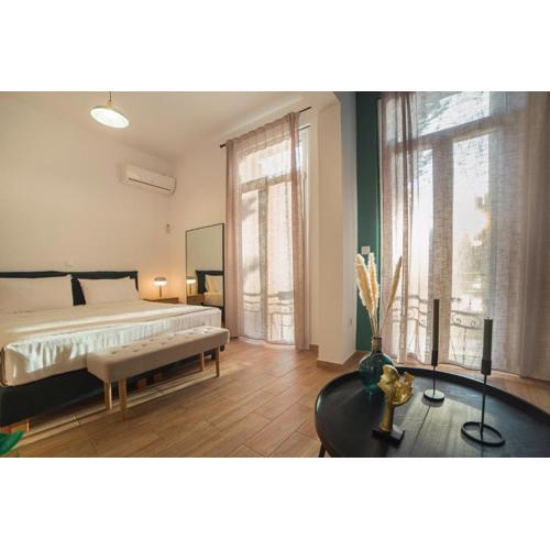 Neoclassical with Jacuzzi near Acropolis-Living Stone Aragonit
