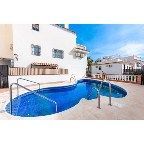 Nerja centro, playa carabeo