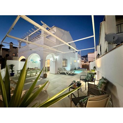 Nerja Paradise Rentals - Villa Calazul