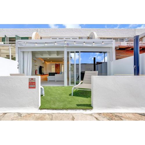 New - Amazing apartment by the beach