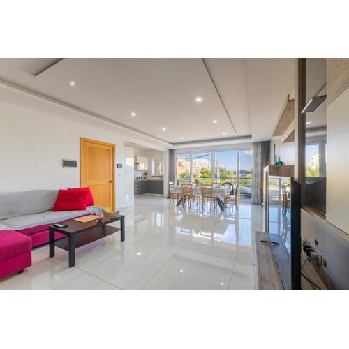 New 3 Bdr 2 Bth Apartment Terrace in Bugibba