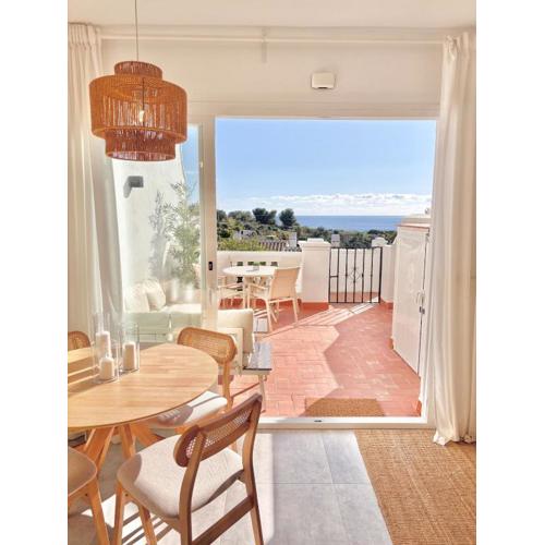 New apartment with Sea View, Big Terrace & Pools