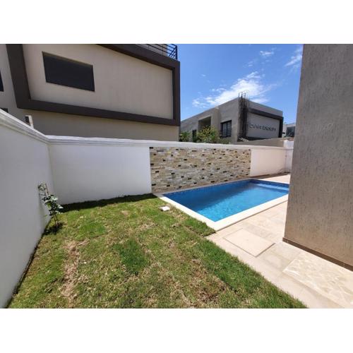 New appartement with à private pool