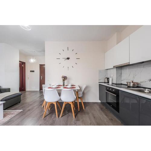 New Boulevard Condo / 10\