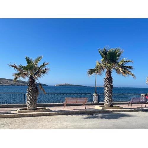 New & Comfortable 7SUN Apartments near sandy beach