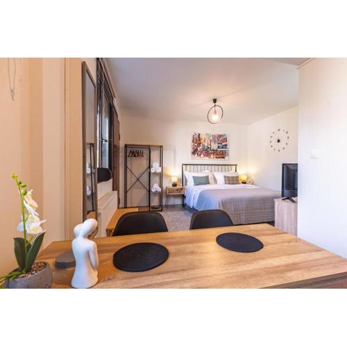 New, Comfy, Spotless Studio in Ilioupoli, Athens