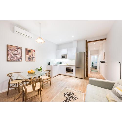 NEW DESIGN APARTMENT BARRIO DE LAS LETRAS