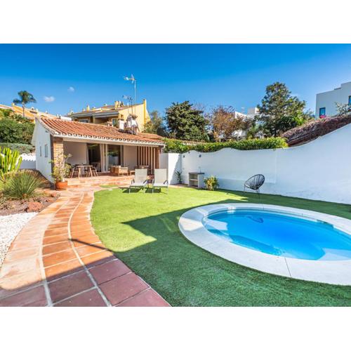 New house 80 m from the beach