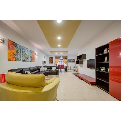 NEW!!! Luxury Belmonte Heights