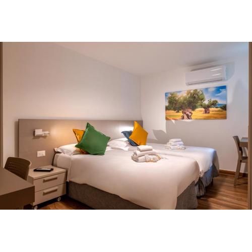 New Modern 2 bedroom Apt near Bari Policlinico