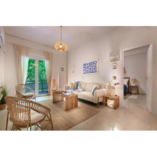 New Spacious 3BR Apt Near Kypseli 8 min to Metro