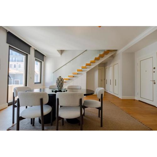 New Spacious Duplex - 3 Bedrooms and 2 Bathrooms - Elevator - New Building