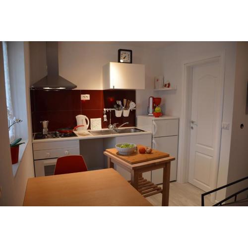 NEW studio LOVE in center of Porec