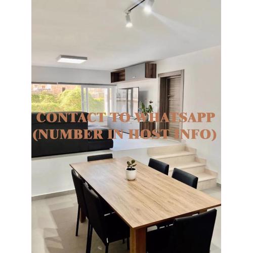 New, ultra comfy, central flat