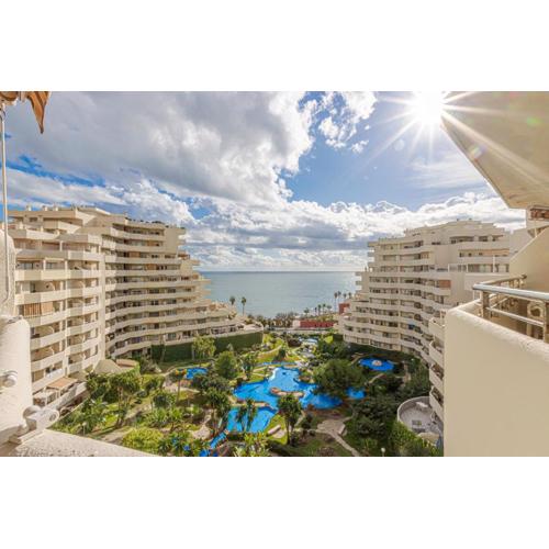 NEW Wonderful HOLIDAYS BENALBEACH Apartments
