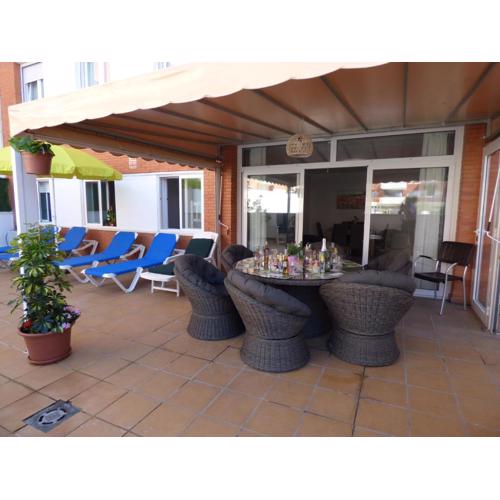 NEXTHOME Pool & Terrace