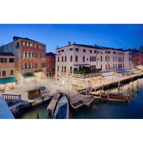 NH Venezia Santa Lucia