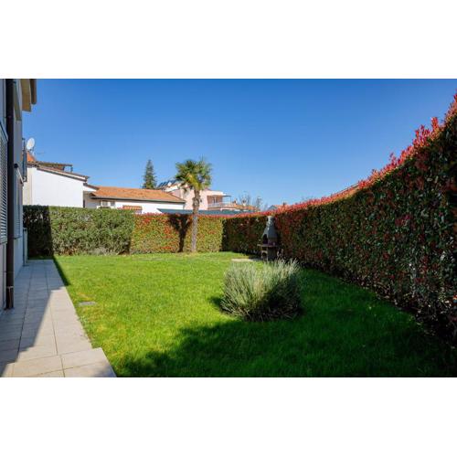 Nice Apartment Dana with Garden & Grill