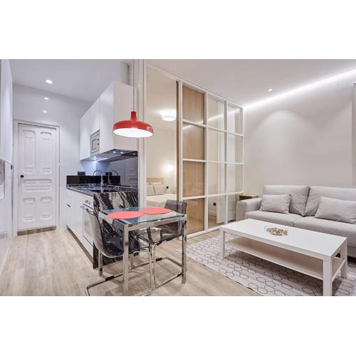Nice apartment in Calle Hortaleza 96