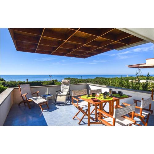 Nice Apartment In Castglione Della P,