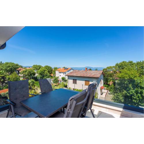 Nice Apartment In Malinska With Wifi